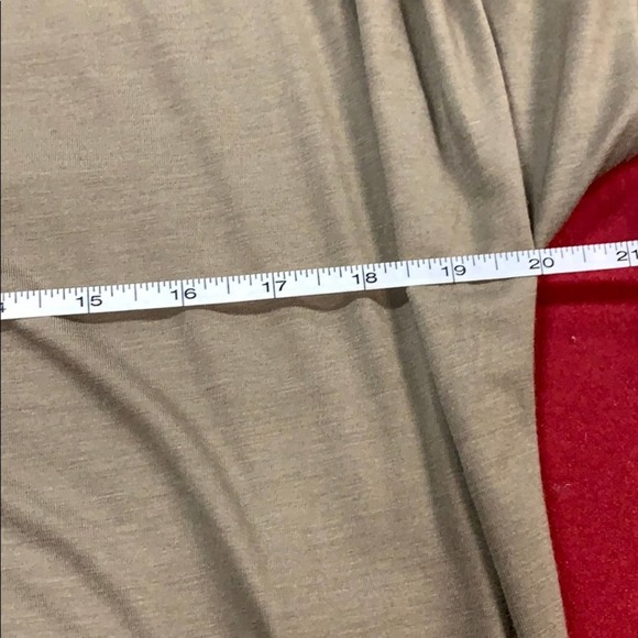 Azules Gathered V Neck Blouse - Picture 5 of 6